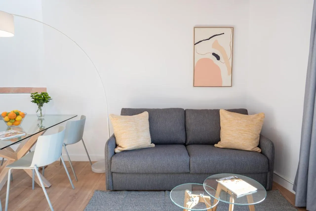 Feelathome Stadium Apartments L’Hospitalet de Llobregat 0*,  Spanien