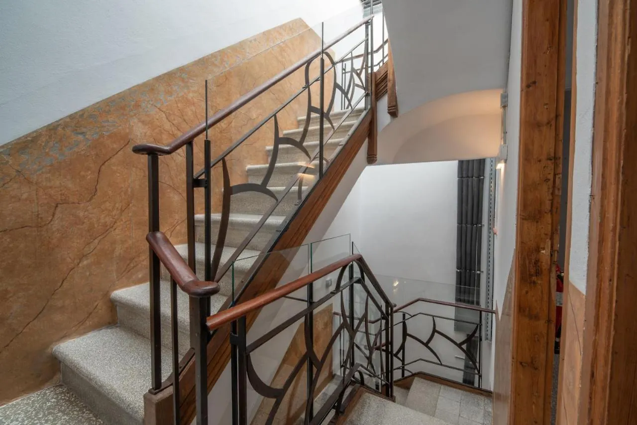 Feelathome Stadium Apartments L’Hospitalet de Llobregat Spanien